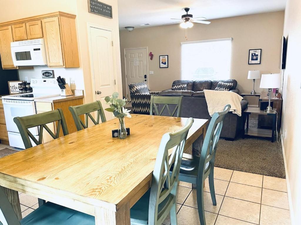 3Br / 2Ba Townhome With Pool, Patio, Wifi, Washer/Dryer Kanab Exteriör bild